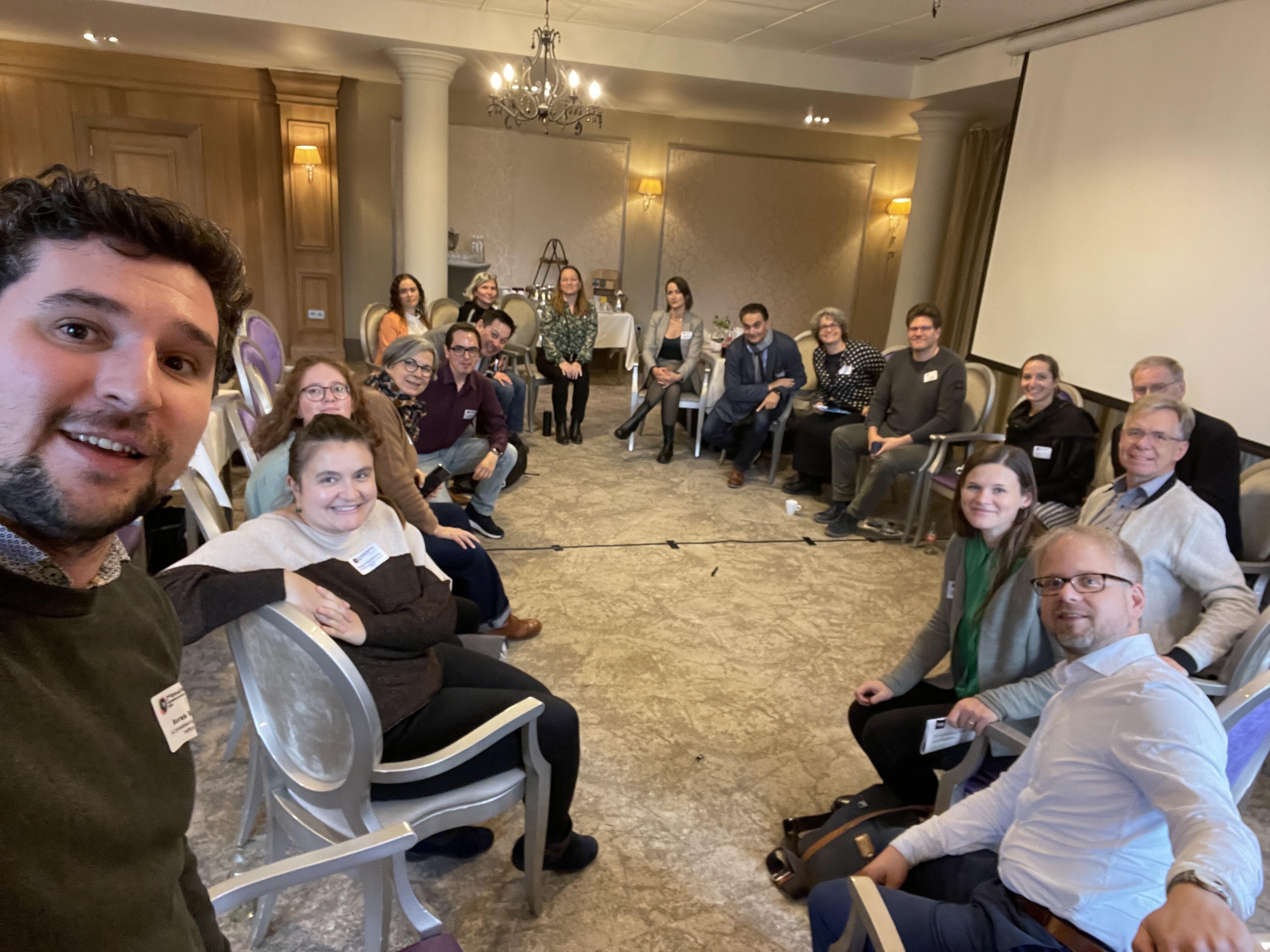 Ein Selfie-Moment am Ende des 3R-Center Meeting